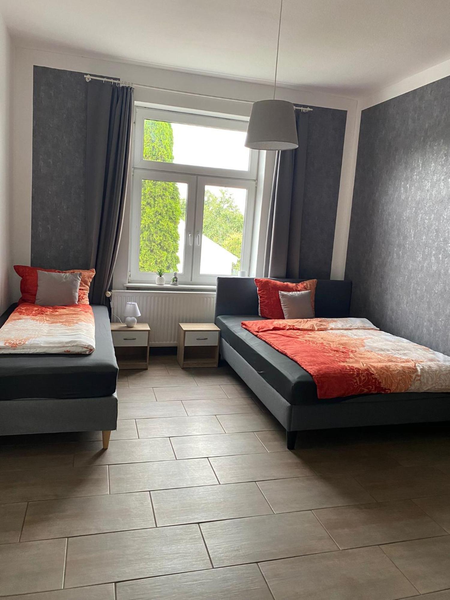 Villa Mariensiel 5 Schlafzimmer 2 Etagen Sande Bagian luar foto